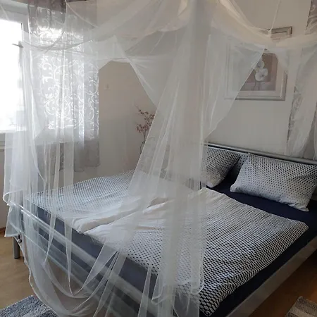 Monika Apartamento Donji Karin